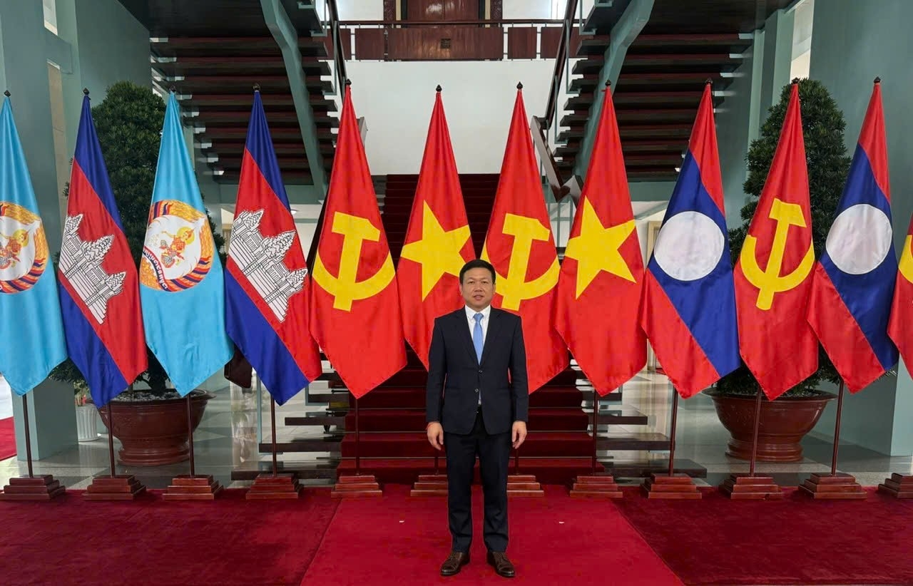 苏法拉克·苏克潘亚先生，老挝驻越南大使馆二等秘书、大使助理、使馆团委副书记。（图片：由本人提供）