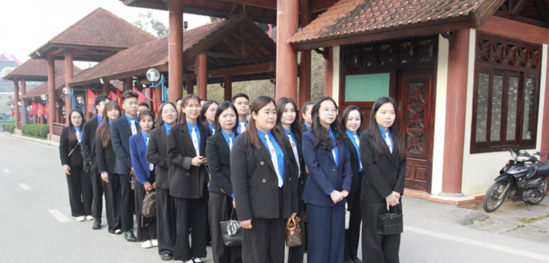 谅山省代表团参加2026年越中青年植树造林活动