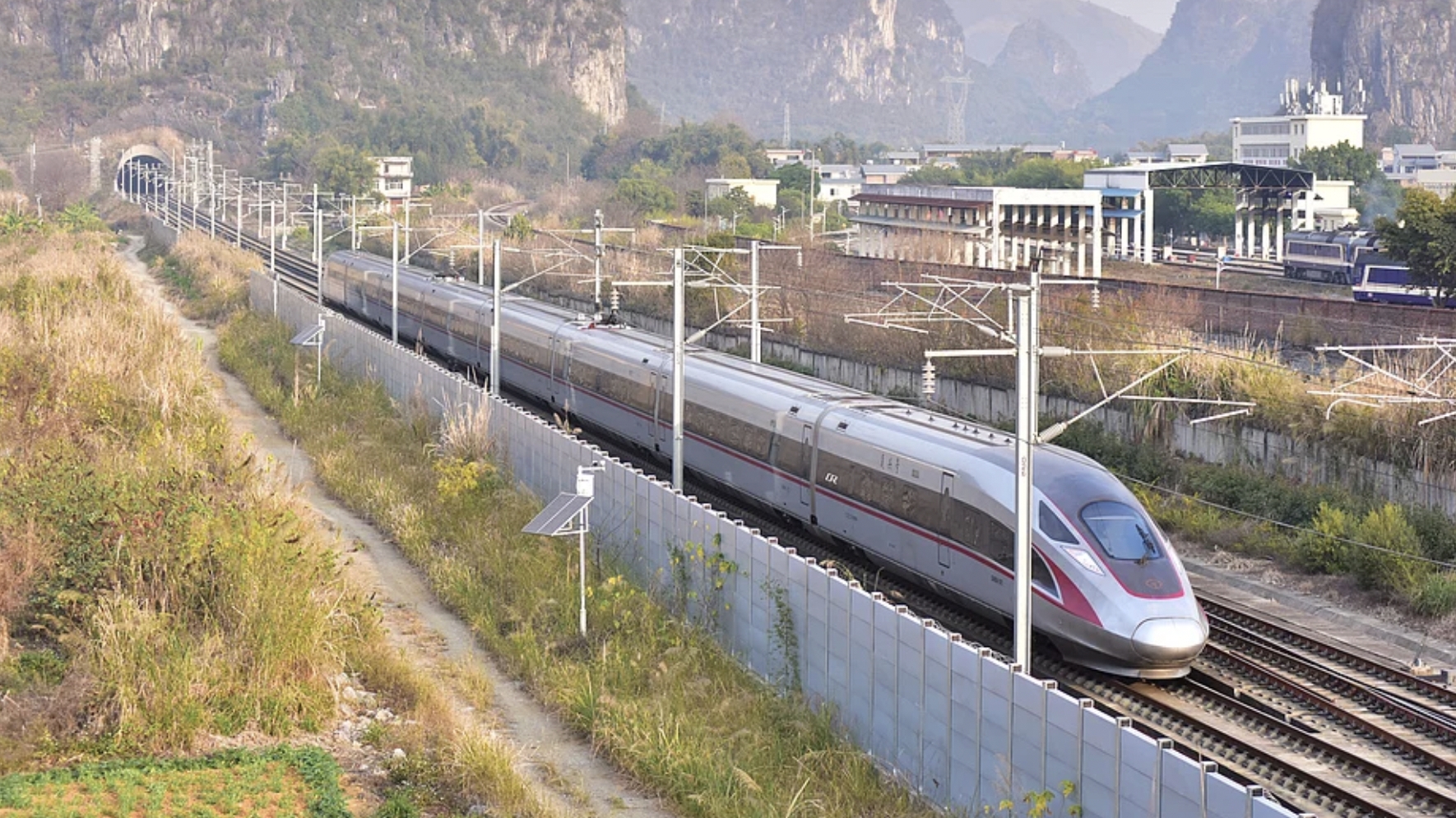 规划新增两条连接越南与中国的铁路线