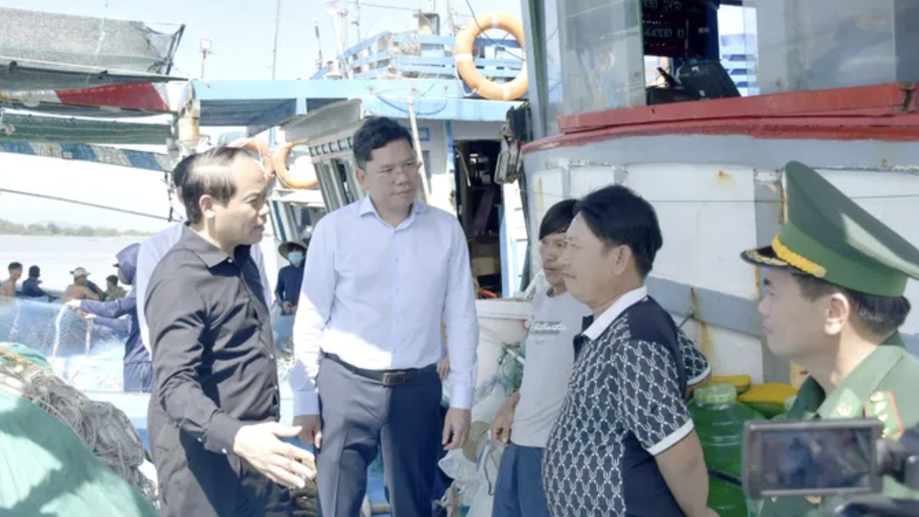 胡志明市渔民为解除IUU“黄牌”贡献力量