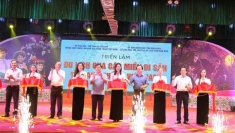 歌颂越南人民对祖国热爱的展览会