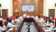 越南全国友好联合会与地方友好联合会举行线上会议：精彩、务实、有效
