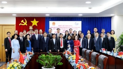 推动平阳省与中国安徽省在各领域的广泛合作