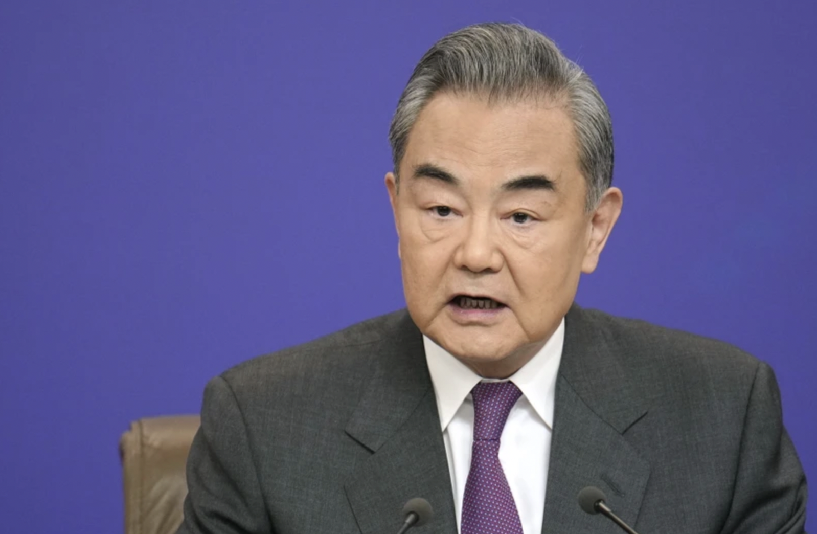 中国外长王毅。