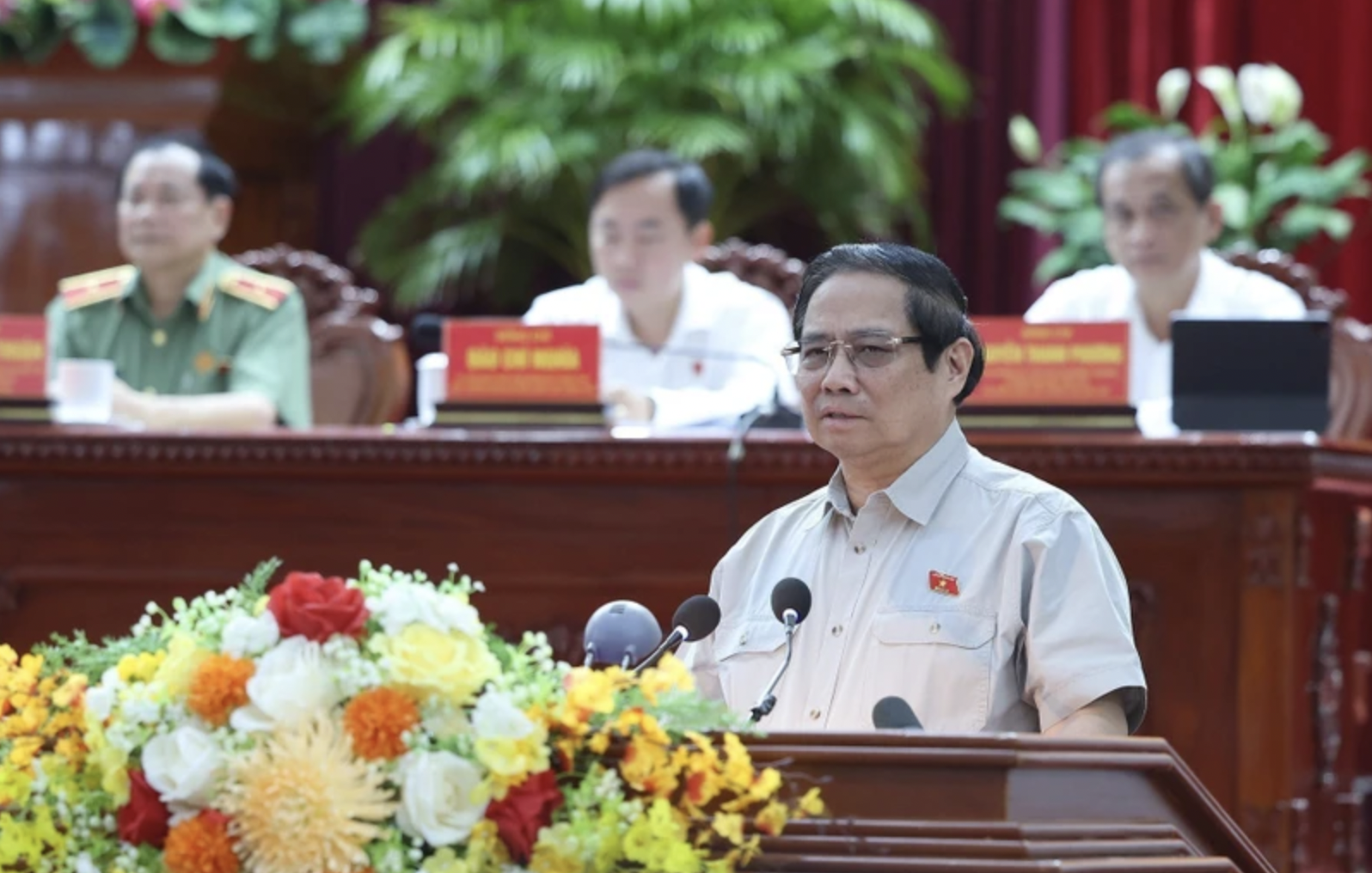越南政府总理范明政在活动上发表讲话。