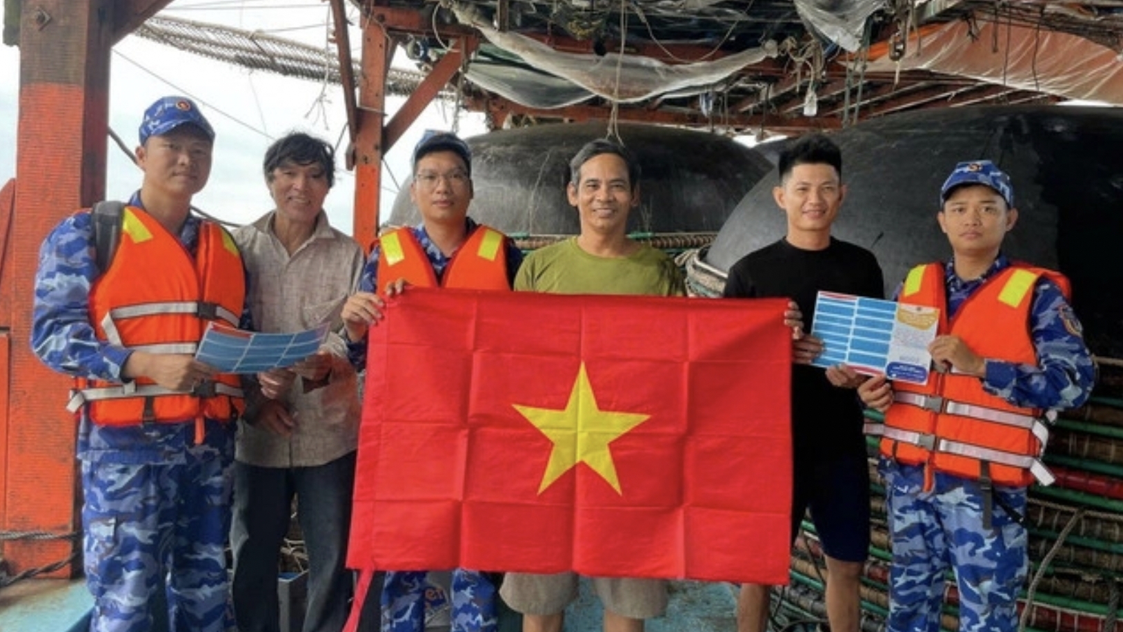 严厉打击IUU捕捞，紧迫落实欧盟委员会整改建议