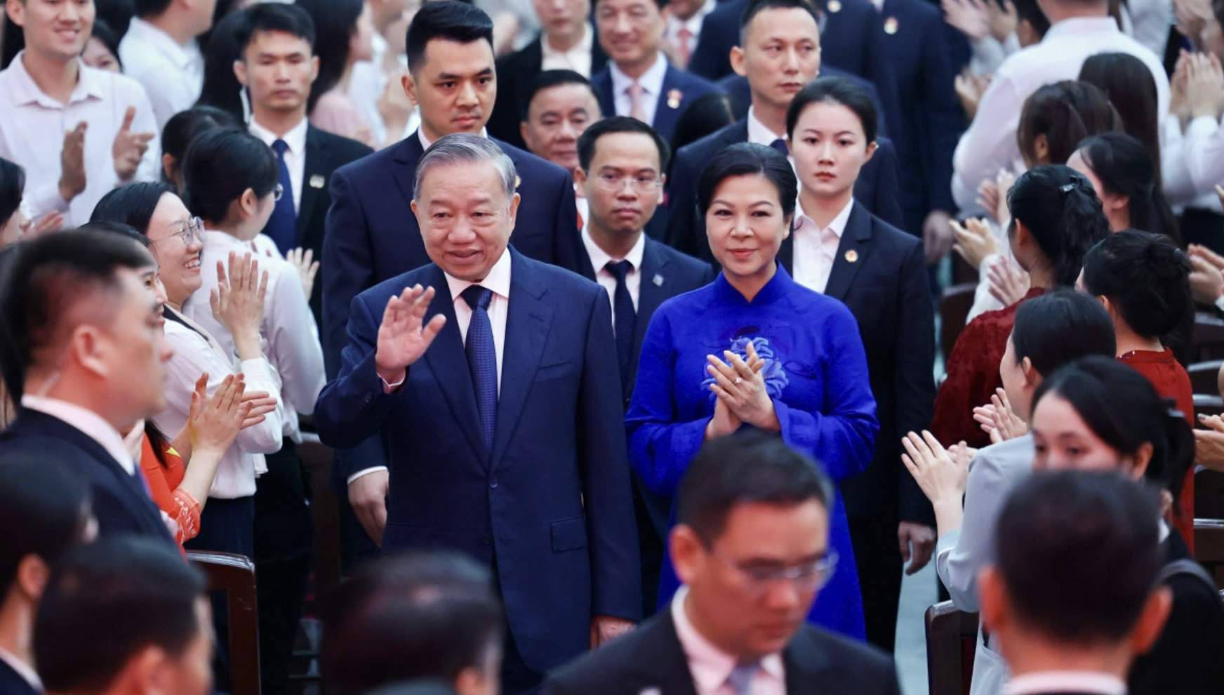 越共中央总书记、国家主席苏林造访“中央学舍区”旧址