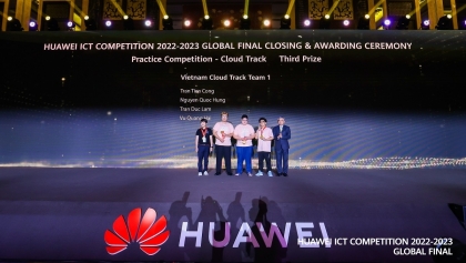越南大学生在华为ICT大赛中获得三等奖