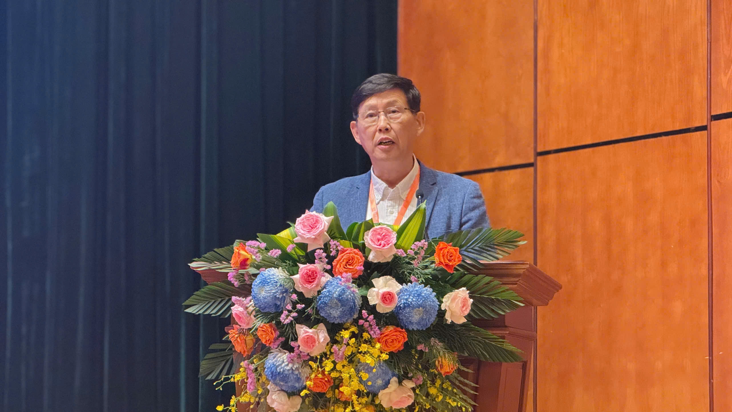 科技连接中越，智能开启未来