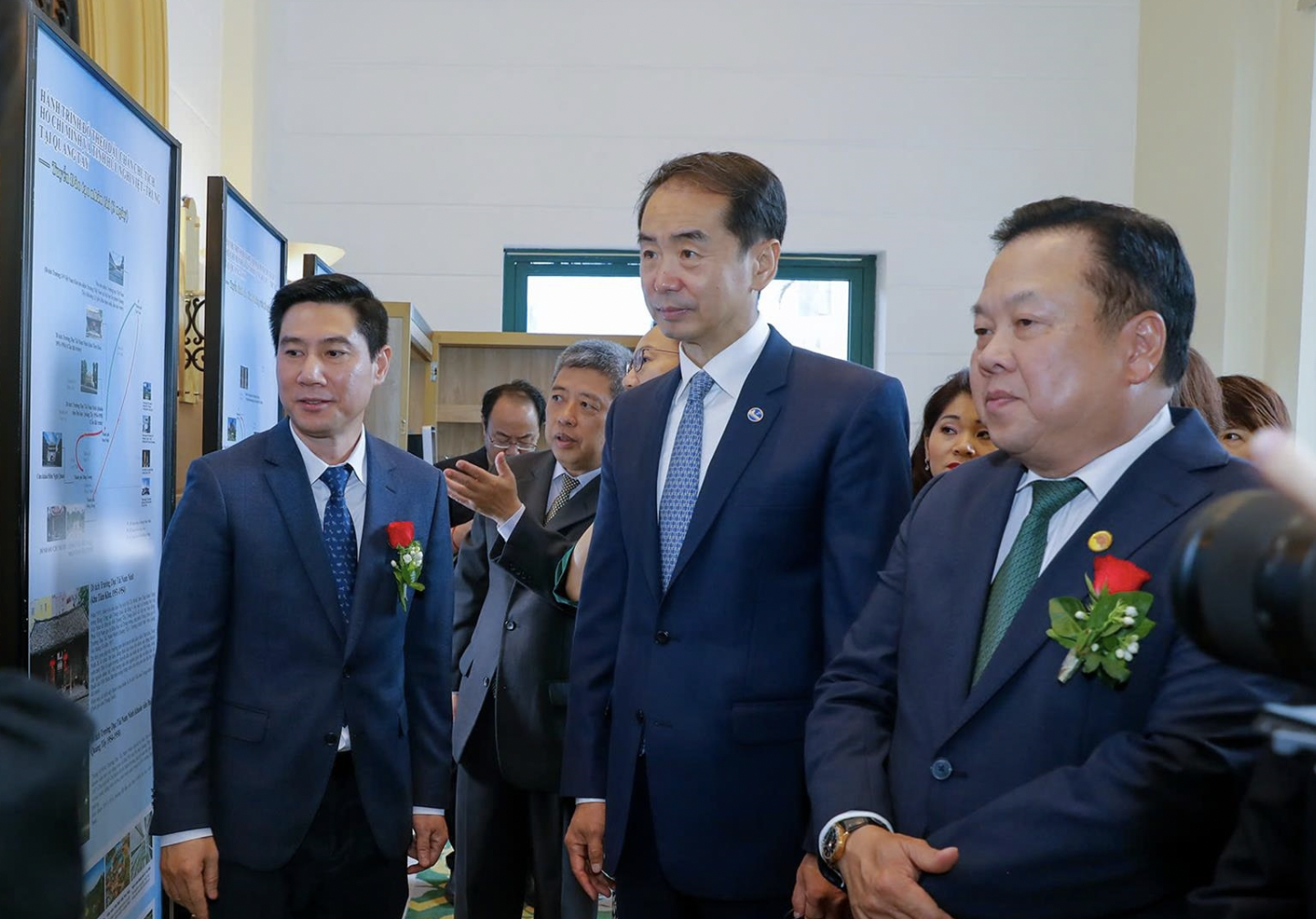 越中友好红色之旅——追寻胡志明主席足迹