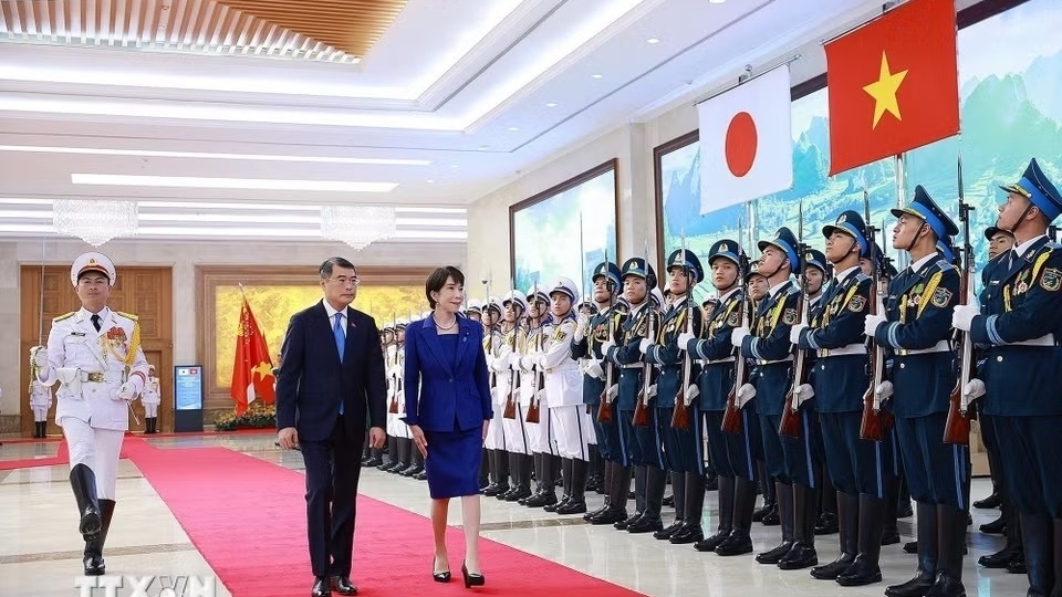 黎明兴总理主持仪式 欢迎日本首相正式访越