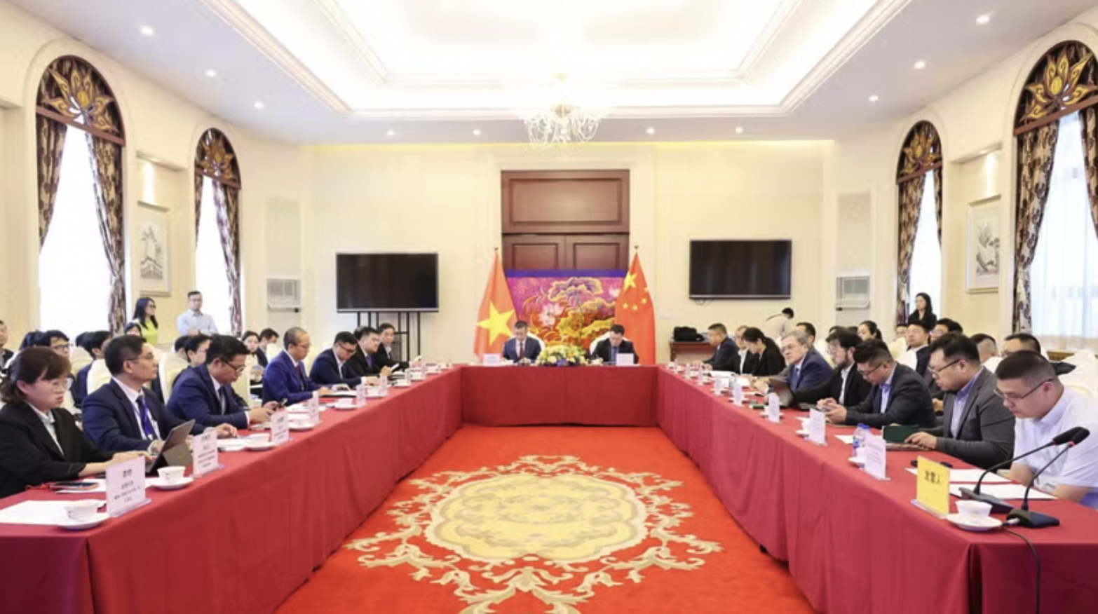 越中绿色工业合作交流会现场。 越中绿色工业合作交流会现场。