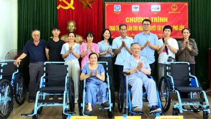 美国非政府组织支持海防市残疾人改善生活条件