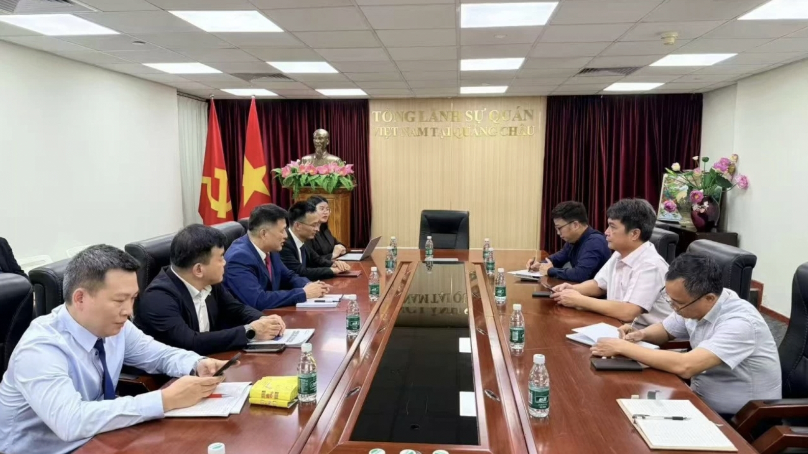 推动越南个地方与中国广东省阳江市在多领域的务实合作