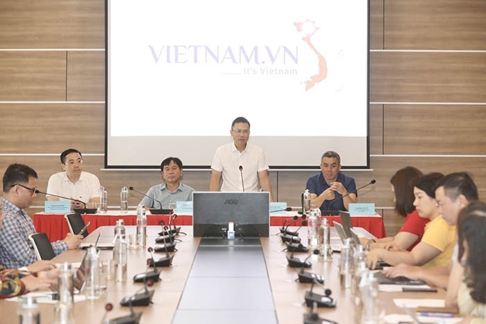 越南信息传媒部对外新闻局宣布对外新闻门户vietnam.vn正式开通。