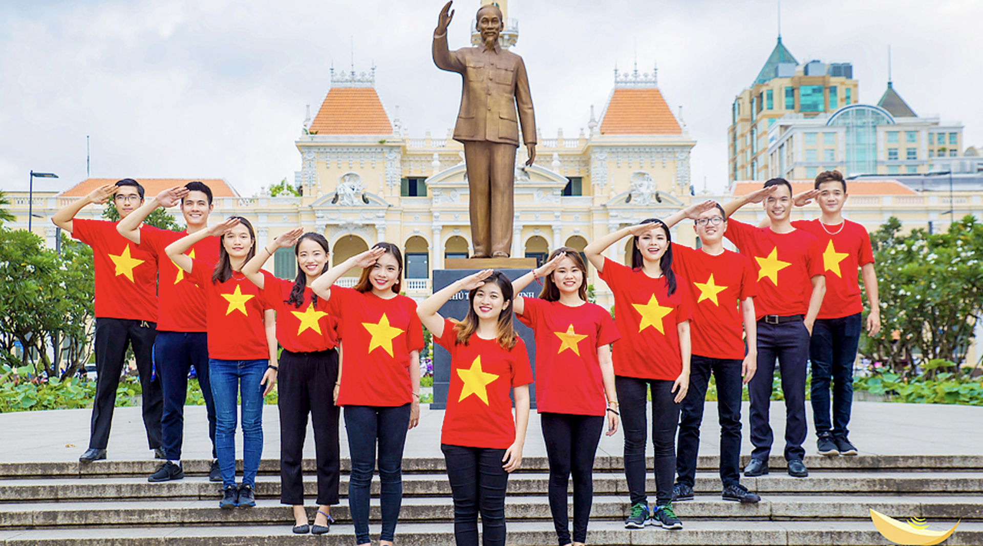 越南年轻人：青春活力、无畏未来的新时代风貌