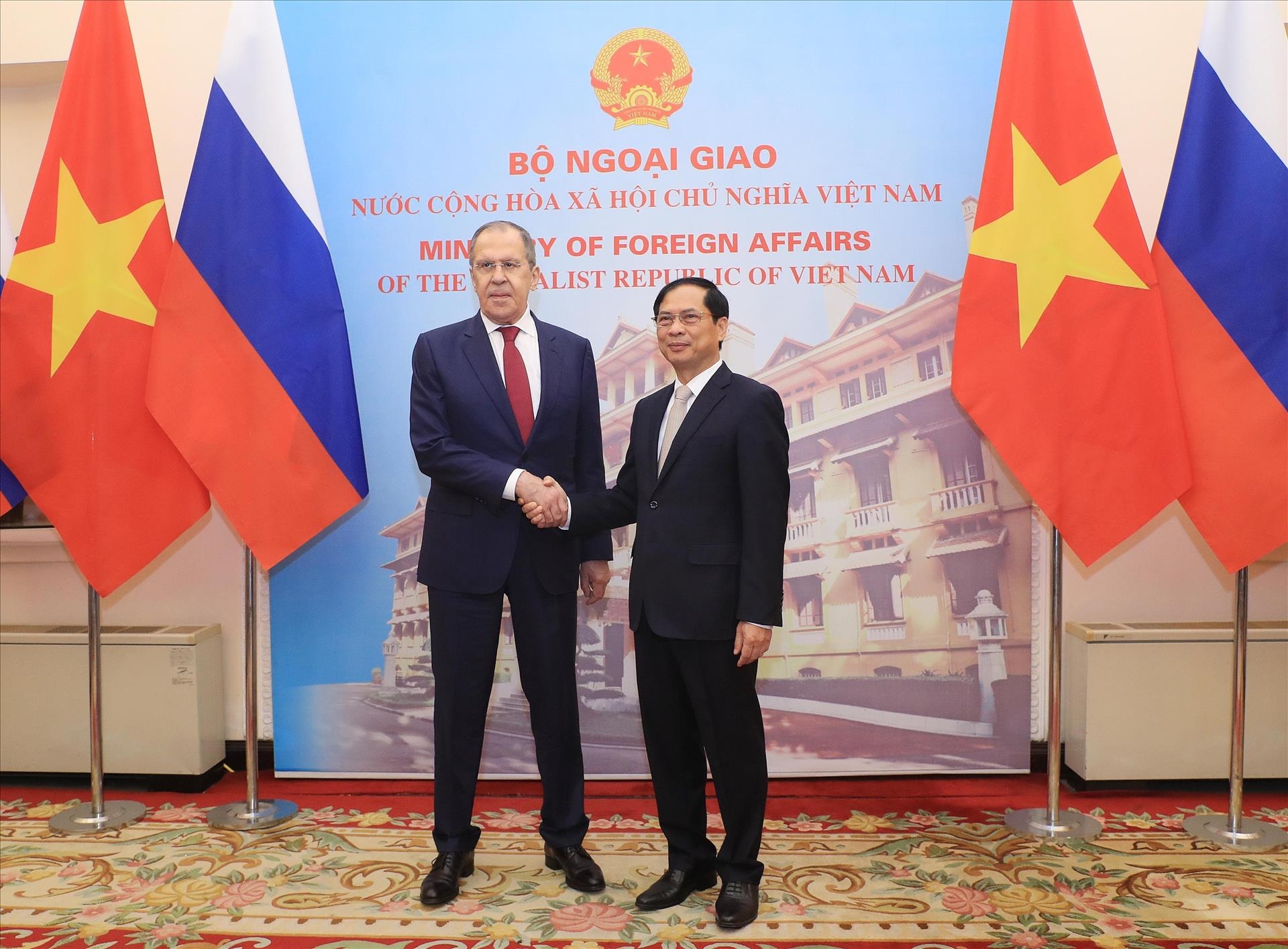 继续谱写越南与俄罗斯友好关系历史新篇章