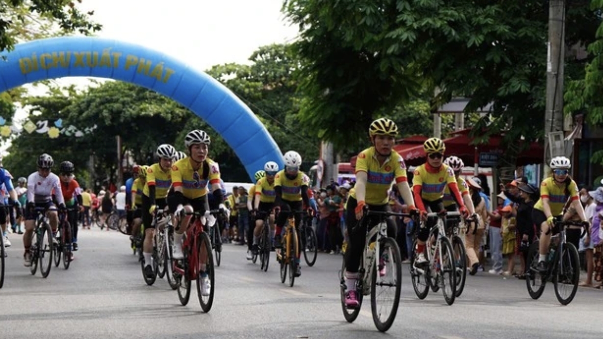 广治省自行车赛开启和平之旅