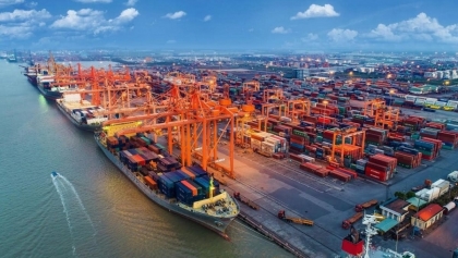 中国-东盟进出口额在2025年前5个月达到4200亿美元