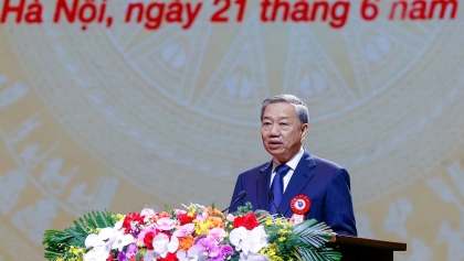 苏林总书记为越南新闻业定向铸魂