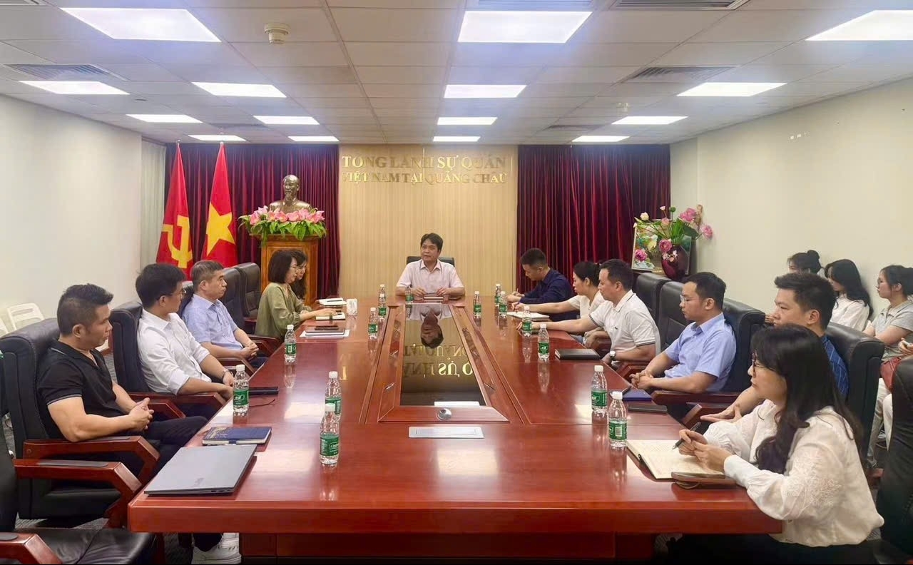 中国广州年轻一代心中的胡伯伯