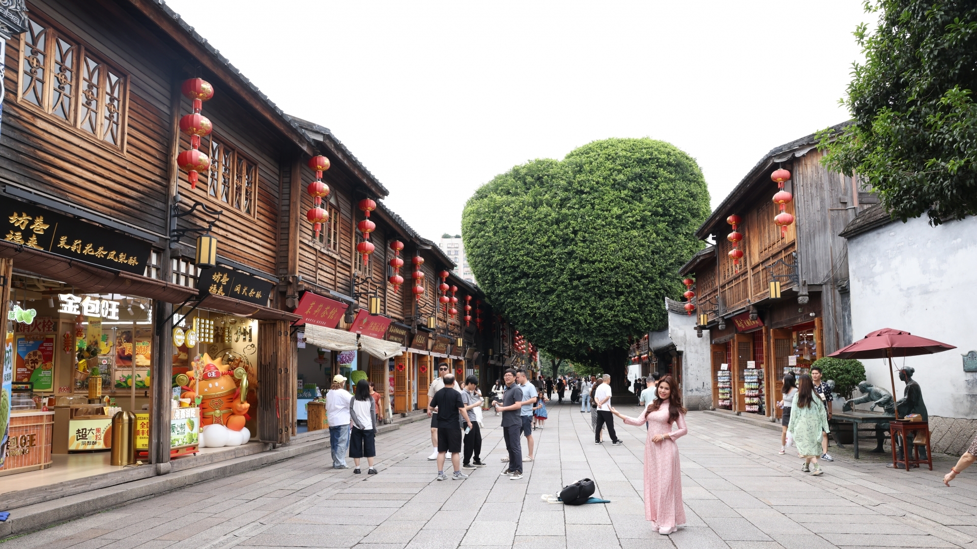 福州三坊七巷的文脉坚守与城市更新