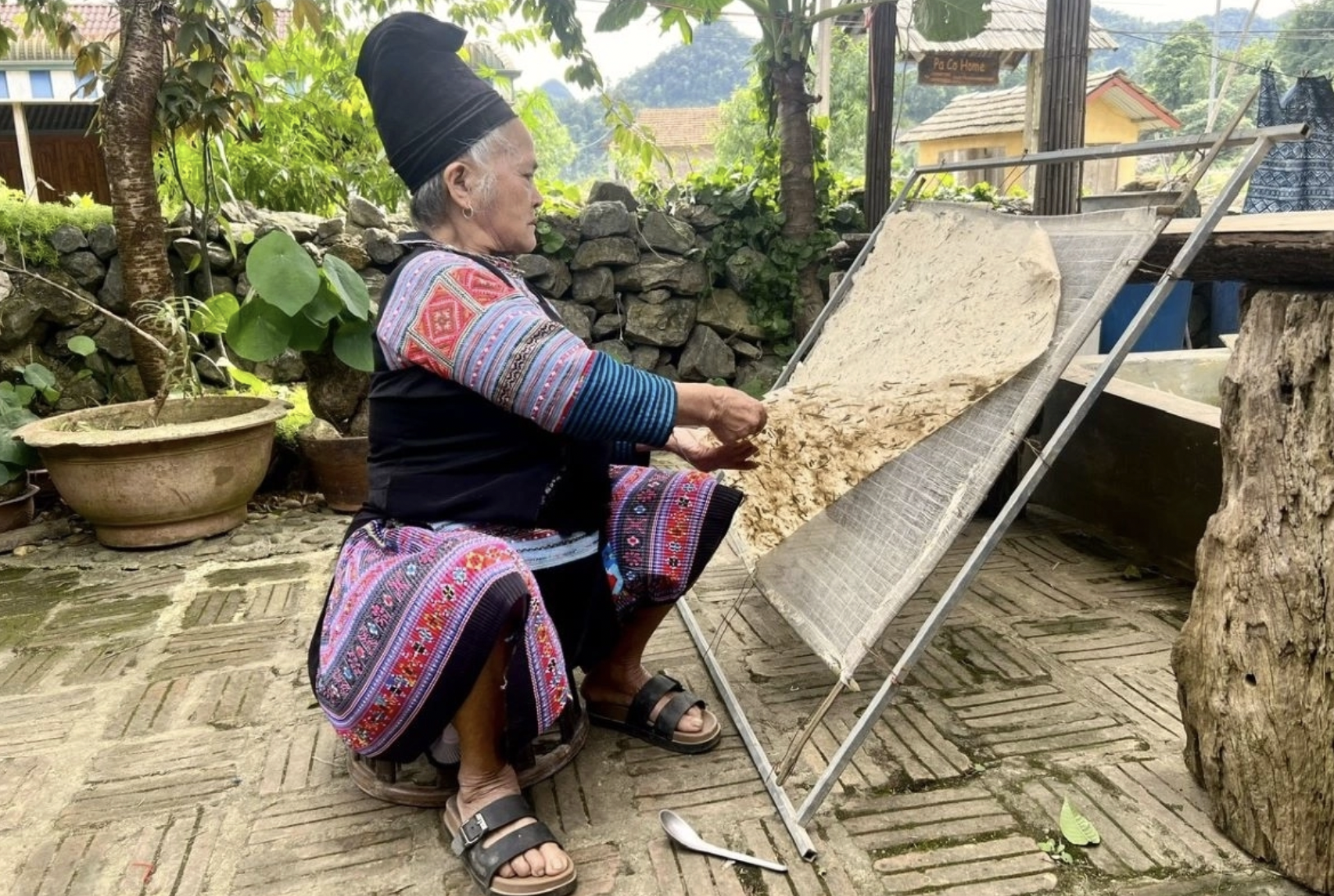 富寿省茶斋村蒙族竹纸:承载精神记忆的非遗技艺 富寿省茶斋村蒙族竹纸:承载精神记忆的非遗技艺