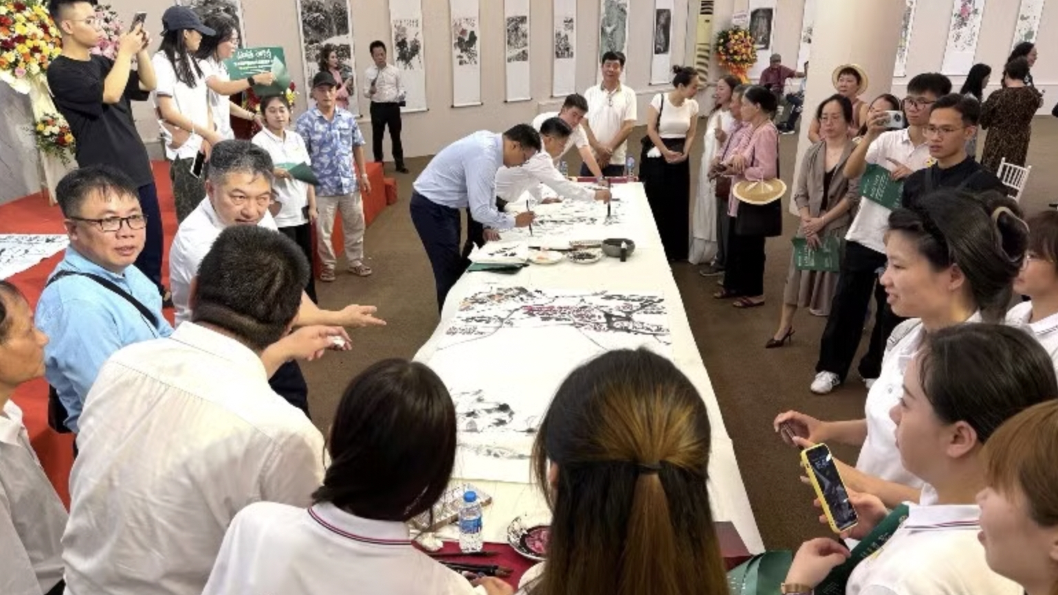 通过'山水同源·文明共生'美术展连接越中艺术纽带