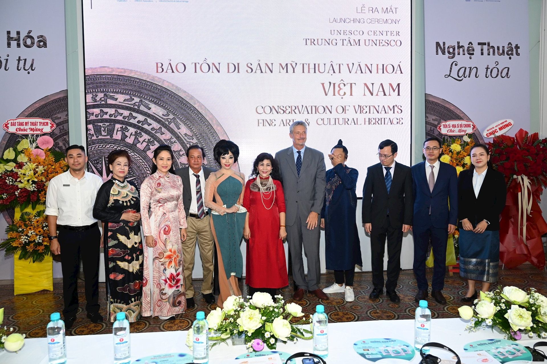 越南文化美术遗产保护联合国教科文组织中心正式揭牌。