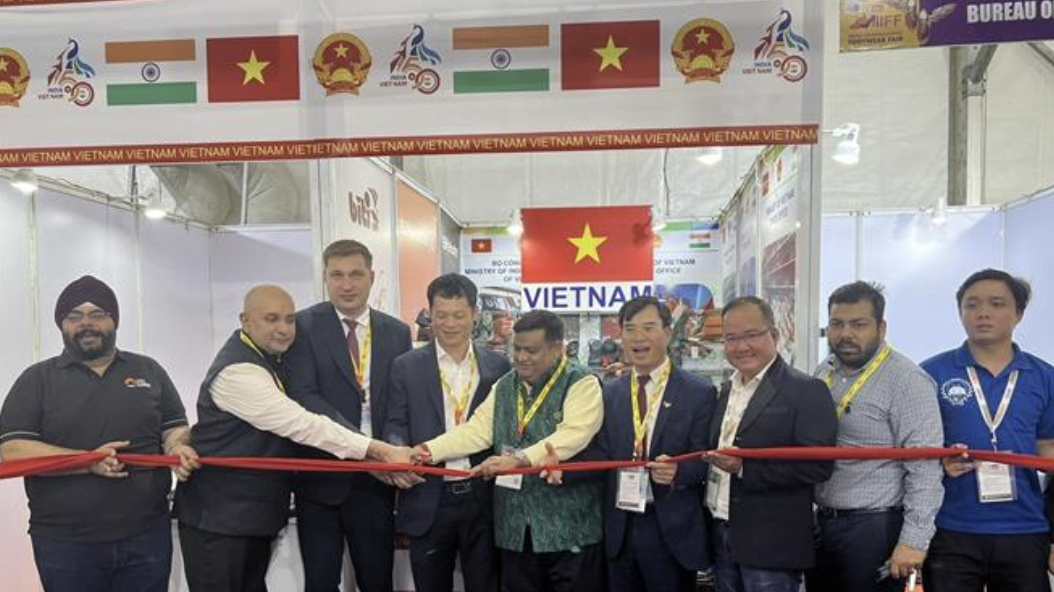 越南驻印度商务处在第7届印度鞋类及皮革展览会（IIFF）开设了越南展位。