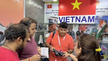 越南驻印度商务处在第7届印度鞋类及皮革展览会开设了越南展位