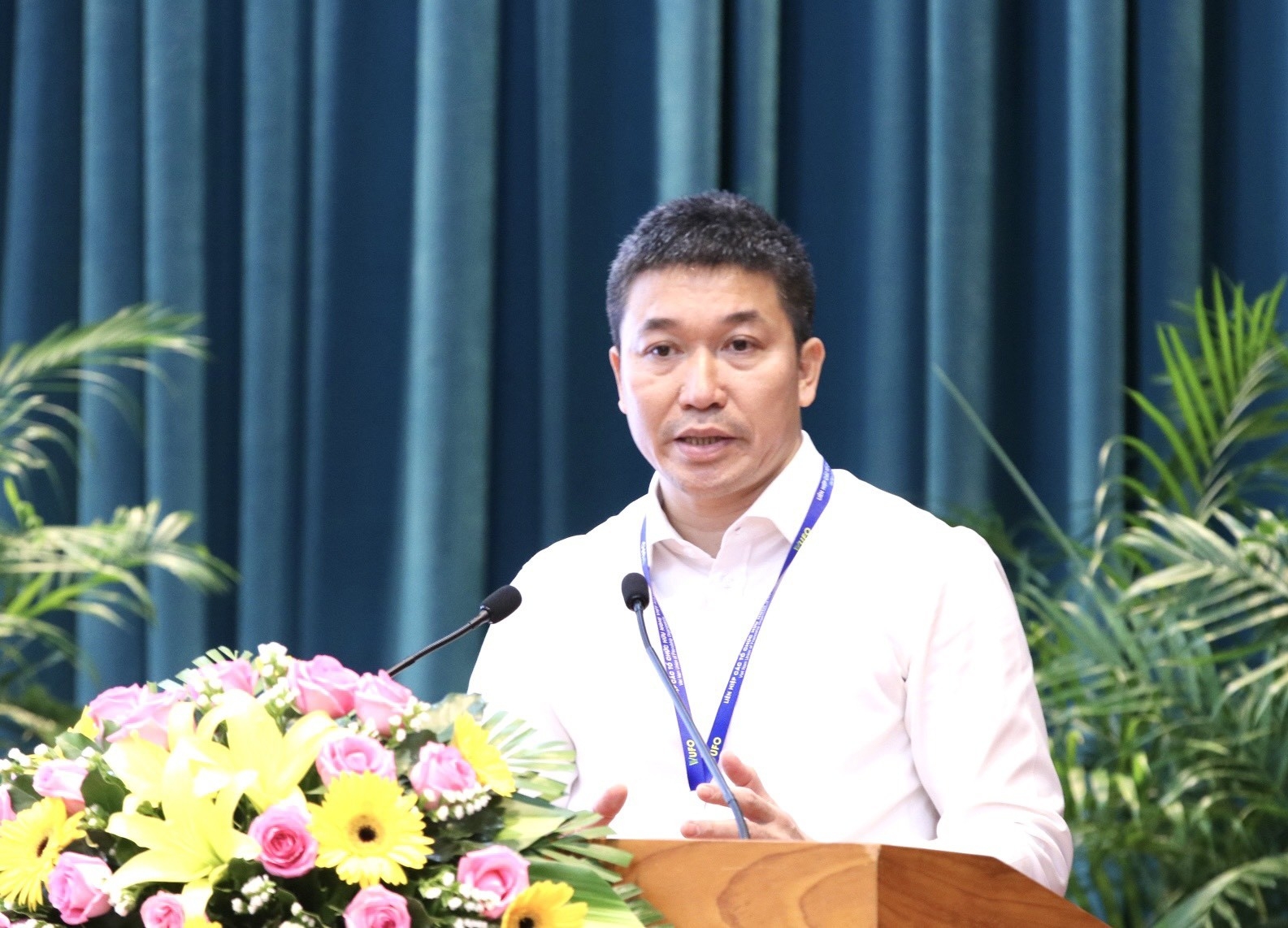 越南友好组织联合会副主席兼秘书长潘英山。