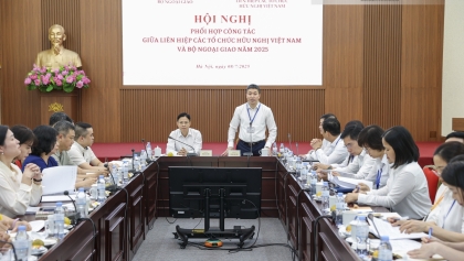 越南友好组织联合会与外交部就新形势下的协调机制进行交换意见