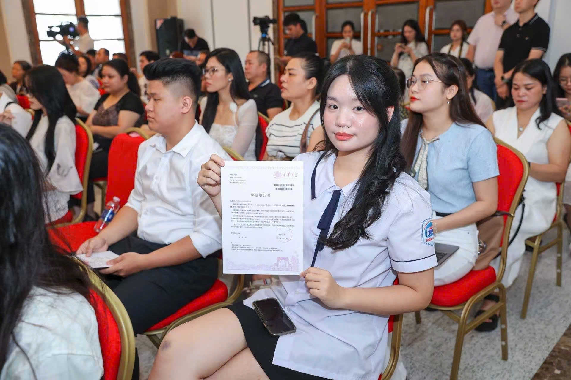 中国政府奖学金：助力越南学子圆梦、培育两国深厚友谊