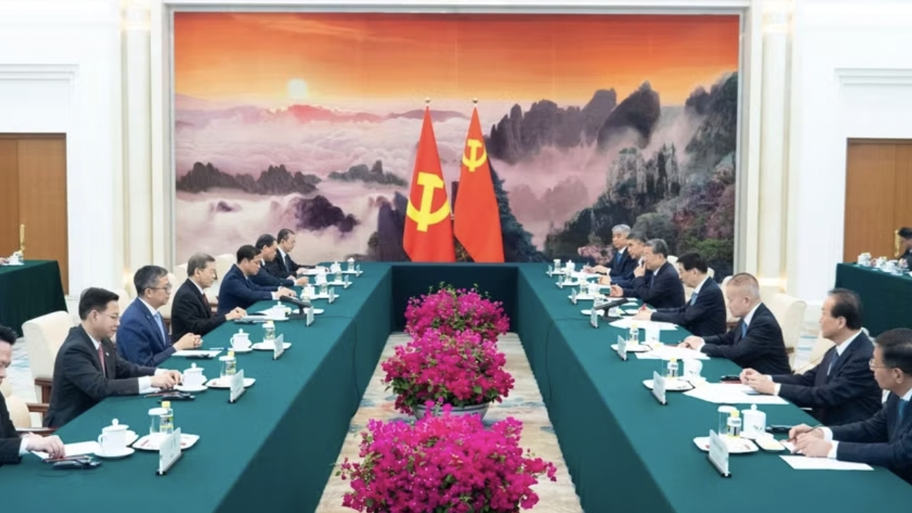 提升越中党际合作质效