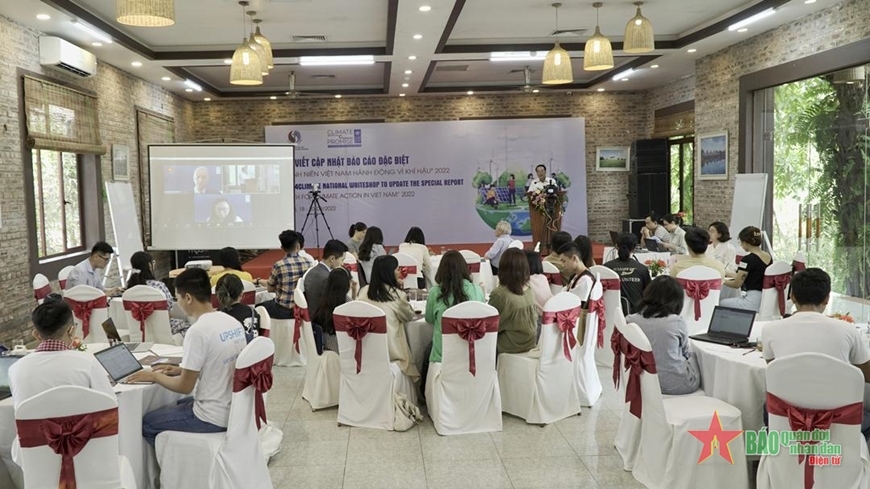 越南青年为气候采取行动。图自nbtv.vn