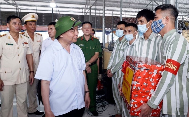 越南国家主席为10名服刑人员签署减刑决定。图自baodantoc.vn