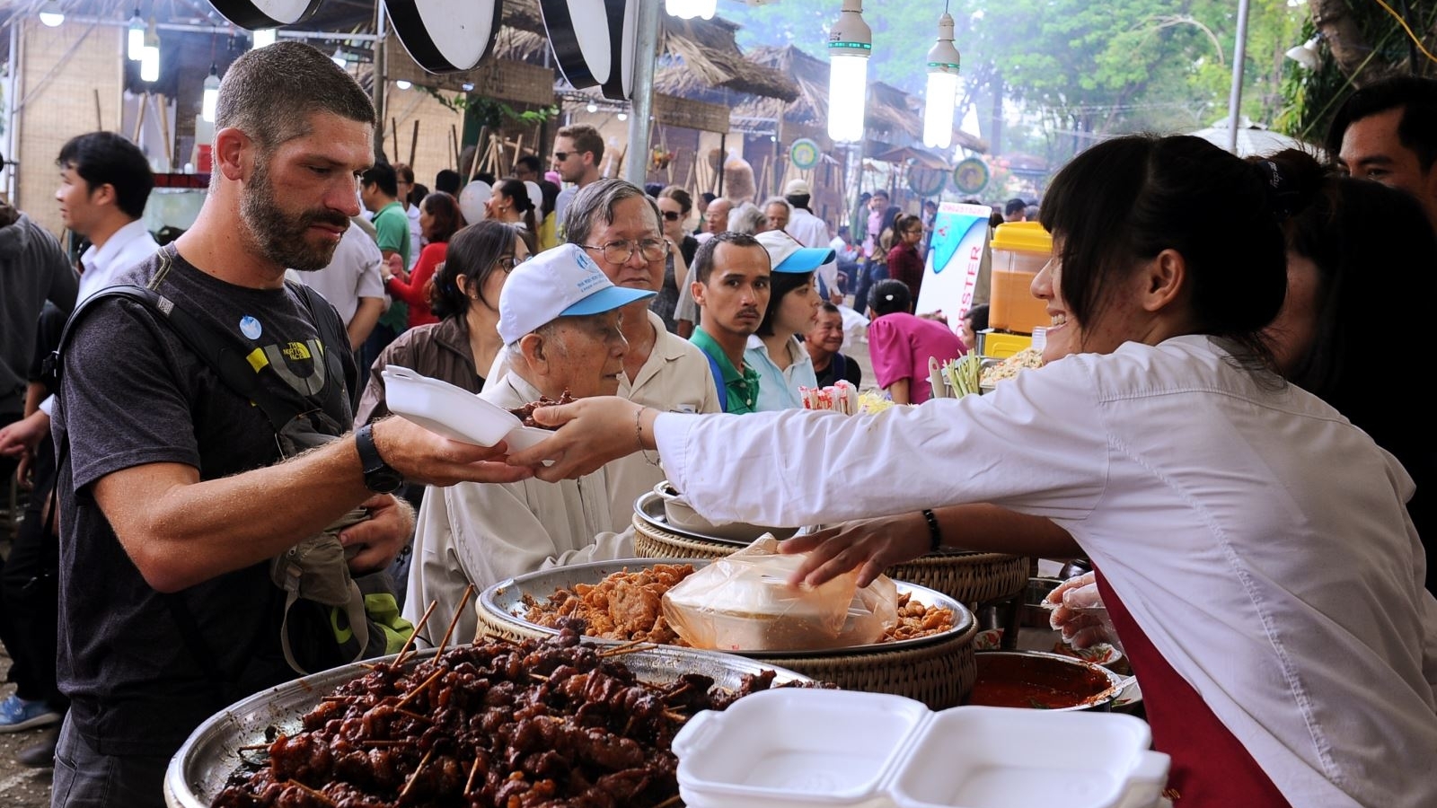 美食旅游有助于提高越南旅游竞争优势和品牌