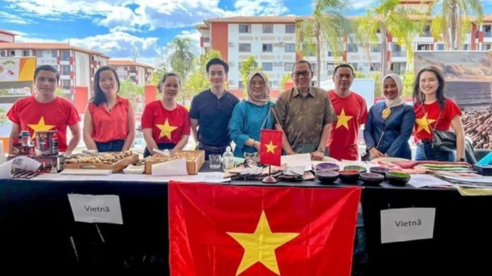 越南参加亚洲-大洋州文化与美食战展。