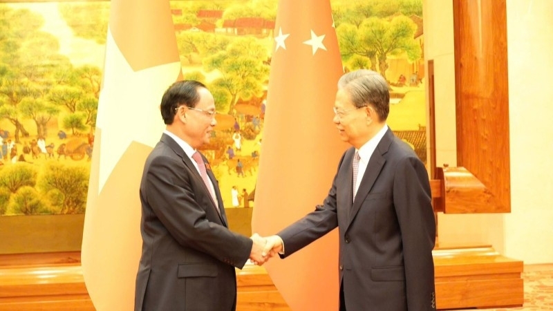 不断推进越南国会与中国全国人大之间的合作关系