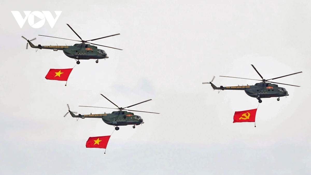 越南国庆80周年：阅兵游行国家级总彩排在河内巴亭广场举行