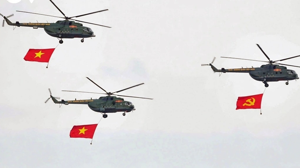 越南国庆80周年:阅兵游行国家级总彩排在河内巴亭广场举行