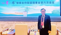 越南和中国领导人的高层互访有助于推动双边关系