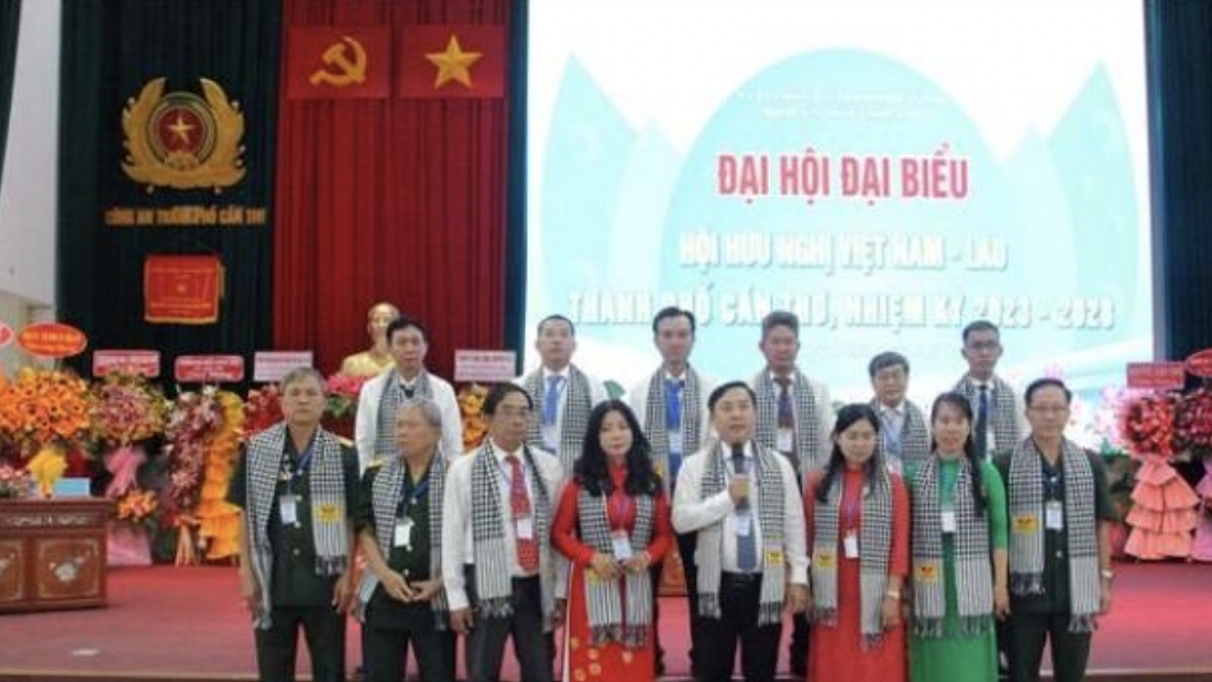 越南与老挝加强民间外交工作