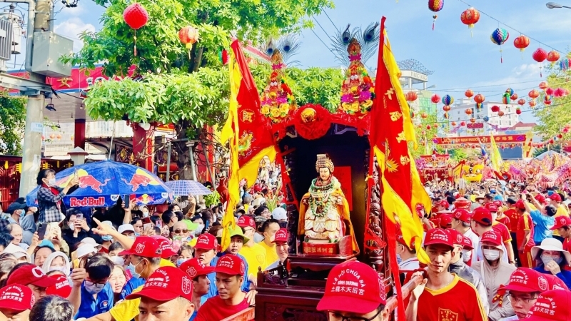 天后圣母寺庙会：再现了华裔越南人社区的文化
