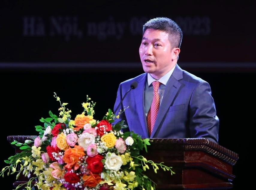 越南友好组织联合会主席潘英山。