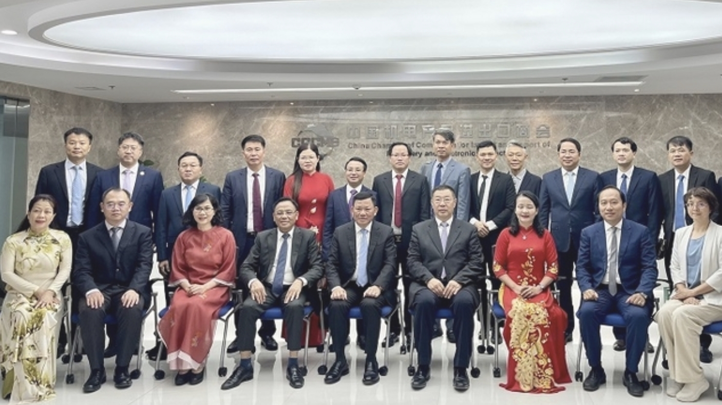 越南清化省与中国加强投资合作连接