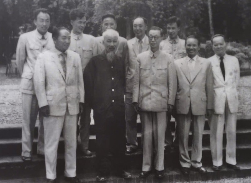 对过去80年落实胡志明关于越南民间外交思想的一些思考