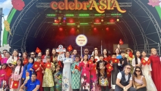 越南奥黛伦敦绽放异彩