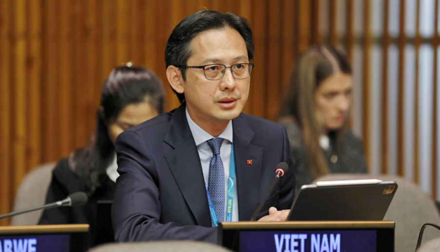 越南在联合国强调需促进女性在数字经济和人工智能领域的作用